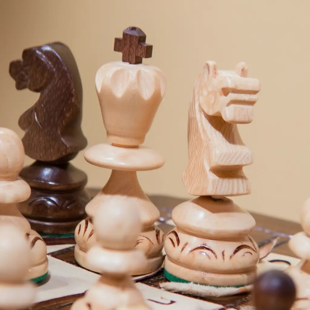 Jeu d'Échecs en Bois avec Compartiment de Rangement | Design Élégant pour Passionnés 4