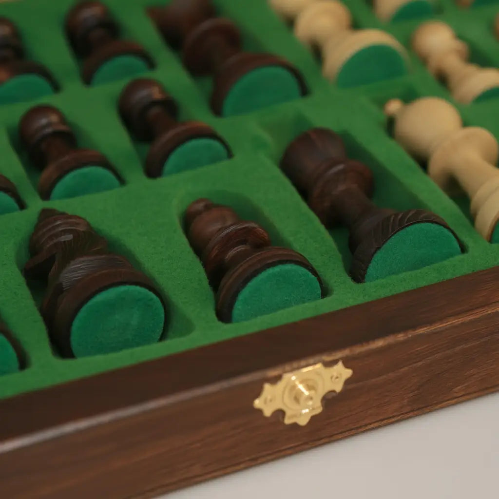 Jeu d'Échecs en Bois avec Échiquier en Sycomore et Acajou – Coffre Pliant Pratique 5
