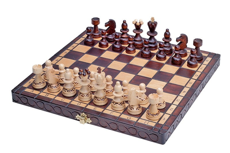 Échiquier Élégant en Bois avec Finition Mate | Design Pratique pour Passionnés d'Échecs