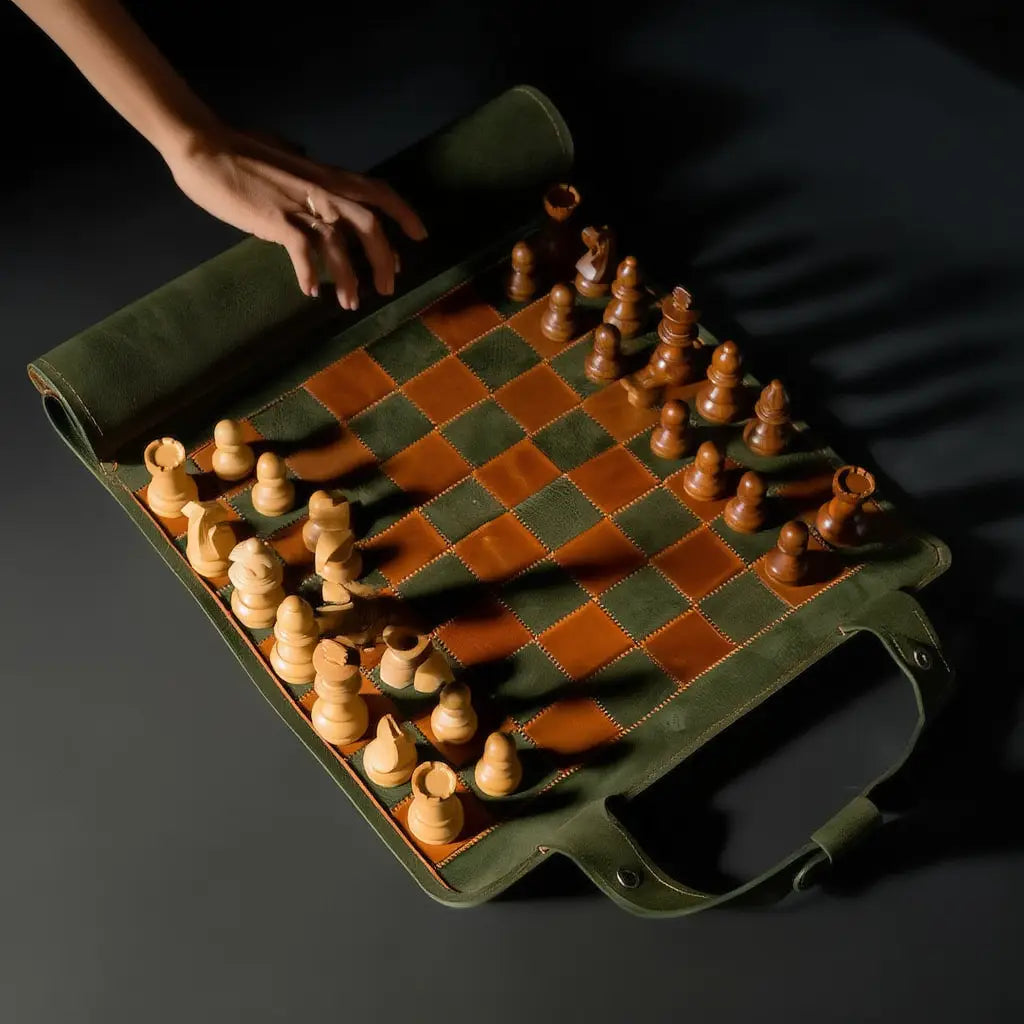 Jeu d'échecs Magnétique en Cuir Roulable Compact et Léger pour Voyages 2